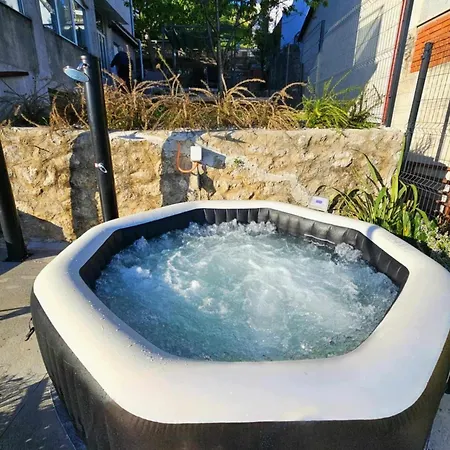 Lejlighed Domagoj - Luxury With Heated Swimming Pool, Jacuzzi And Seaview