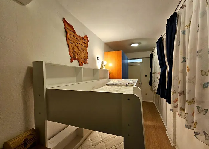 Domagoj - Luxury With Heated Swimming Pool, Jacuzzi And Seaview *