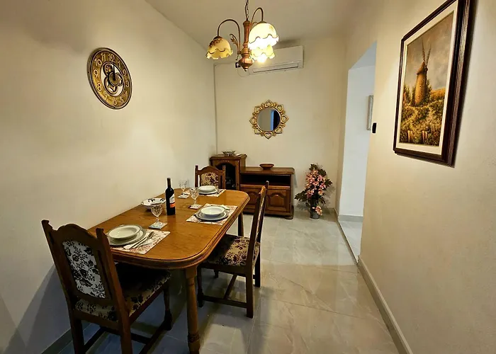 Domagoj - Luxury With Heated Swimming Pool, Jacuzzi And Seaview