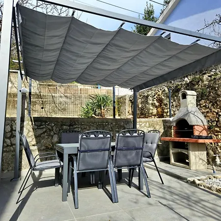 Lägenhet Domagoj Boutique Apartmants With Heated Swimming Pool Rijeka