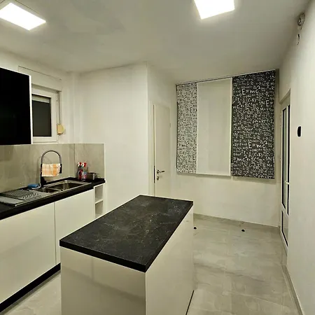 Domagoj - Luxury With Heated Swimming Pool, Jacuzzi And Seaview غييكا