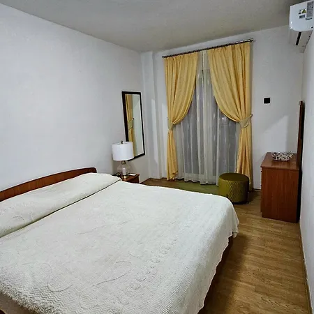 Domagoj Boutique Apartmants With Heated Swimming Pool