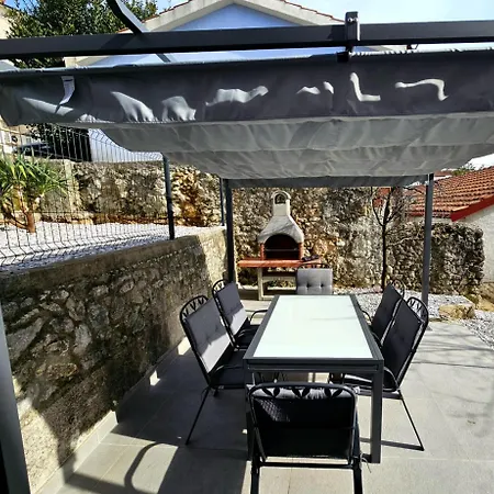 Domagoj Boutique Apartmants With Heated Swimming Pool Rijeka