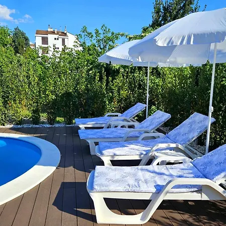 Domagoj Boutique Apartmants With Heated Swimming Pool * Rijeka