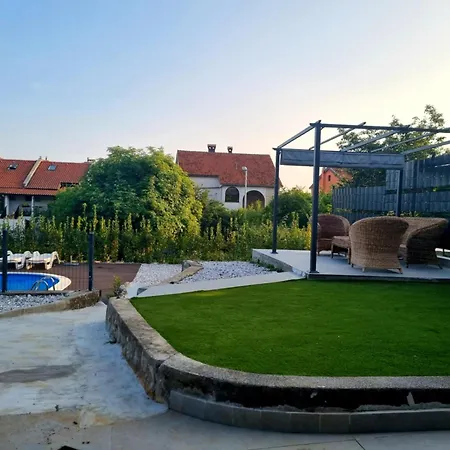 Domagoj Boutique Apartmants With Heated Swimming Pool