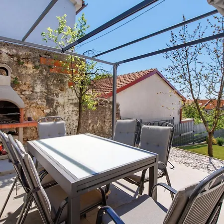 Domagoj Boutique Apartmants With Heated Swimming Pool * Rijeka